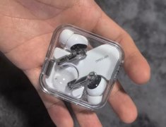 nothing ear2 蓝牙耳机，得物app购入 便宜出